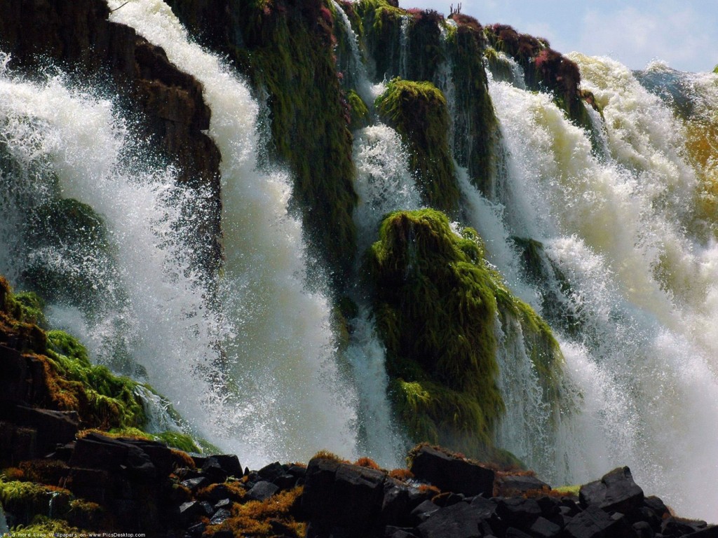 Nature Waterfall Wallpaper