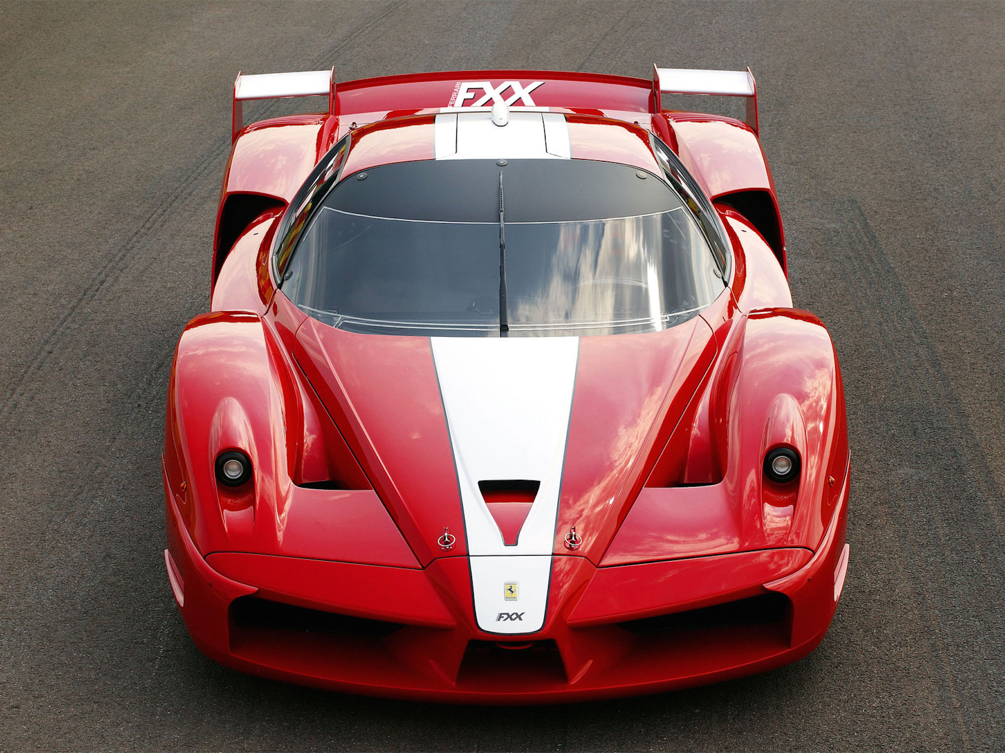 ferrari-fxx-2005-wallpaper