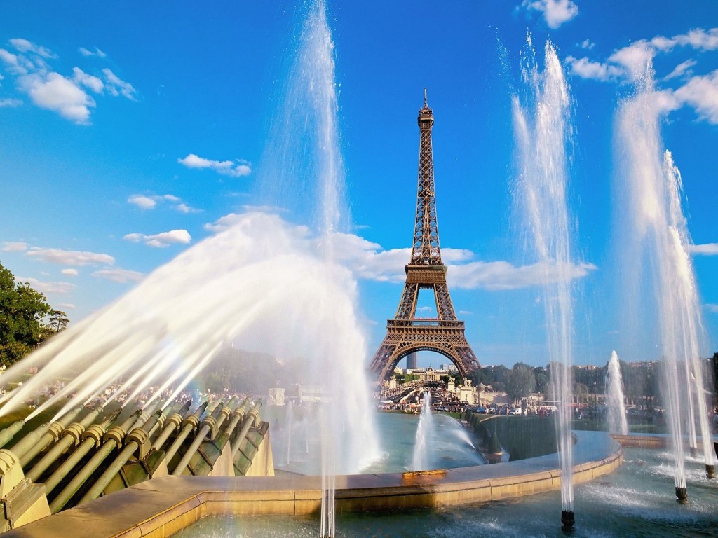 france-eiffel-tower-warsaw-fountain-wallpaper
