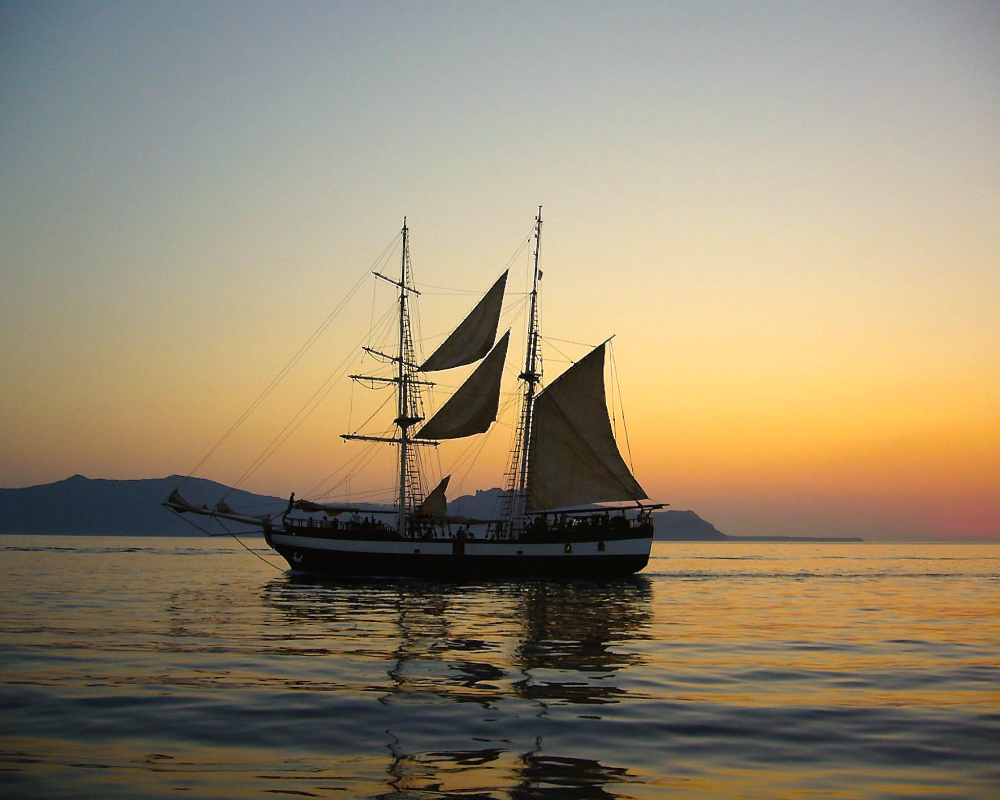 sailing-ship-wallpaper