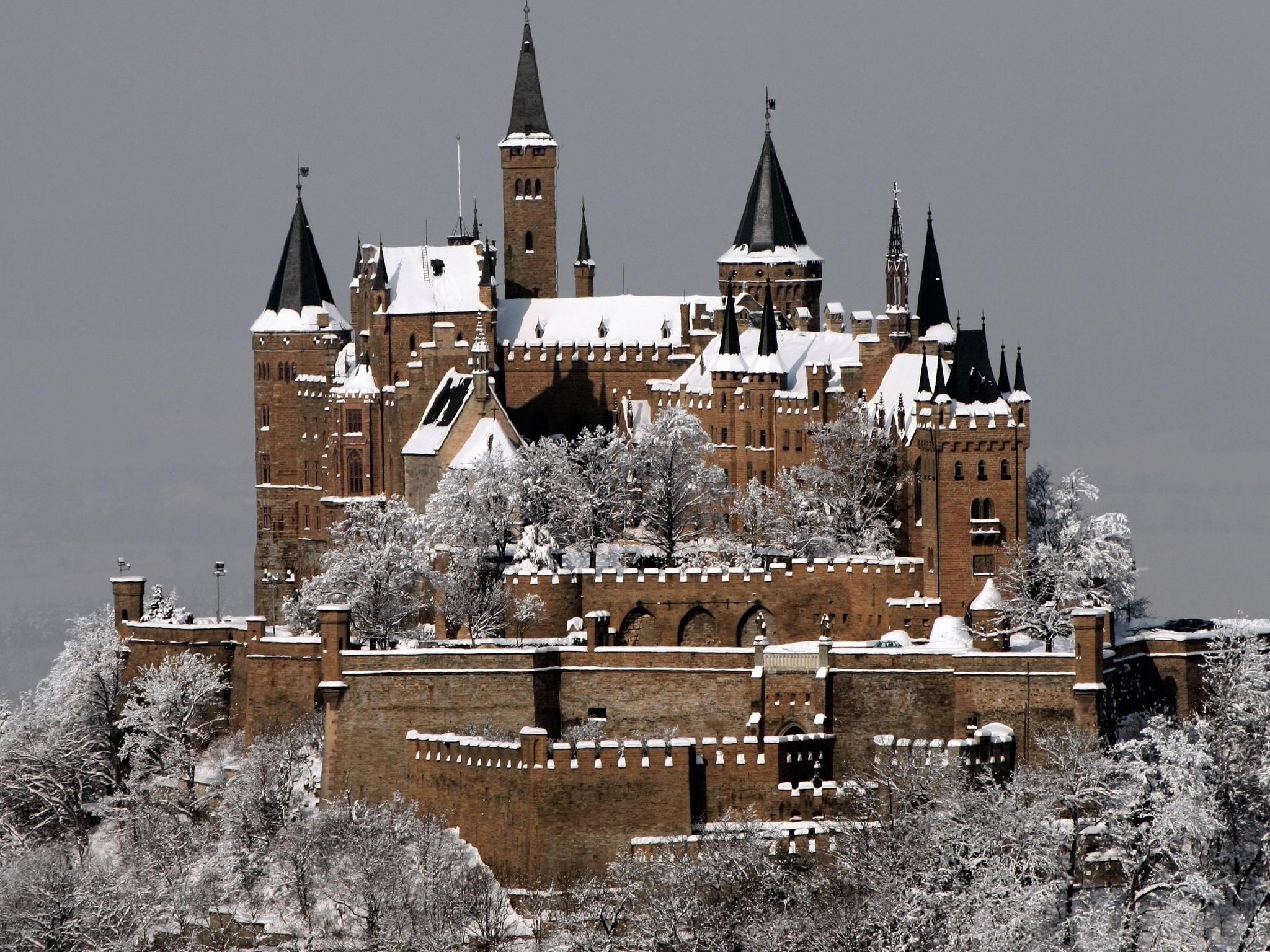 hohenzollern-castle-winter-wallpaper