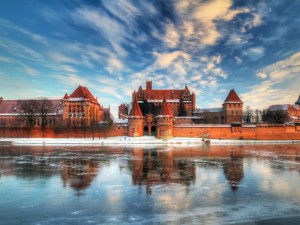 malbork-castle-poland-wallpaper