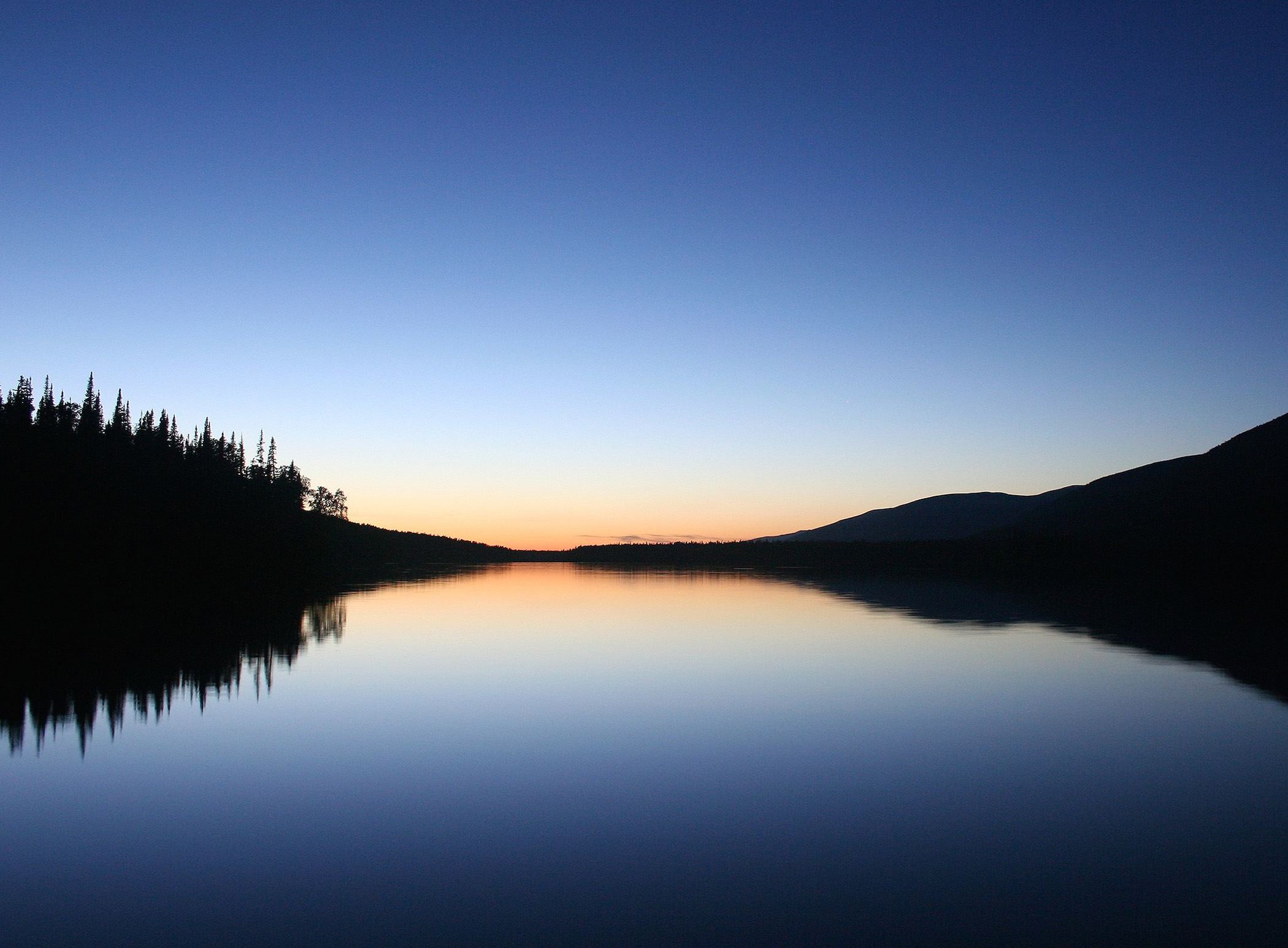 tranquil-river-sunset-wallpaper