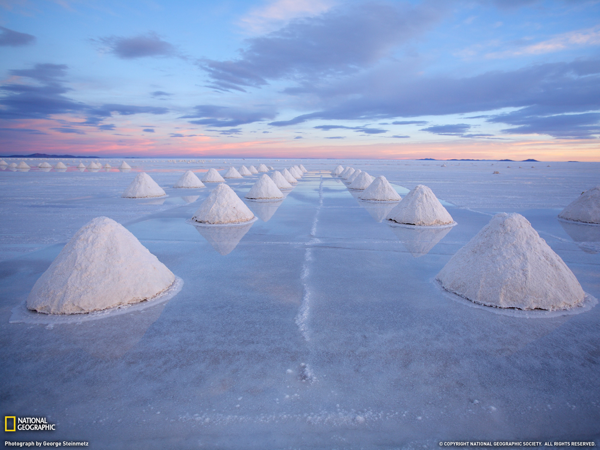 Salt Cones-Bolivia Wallpaper